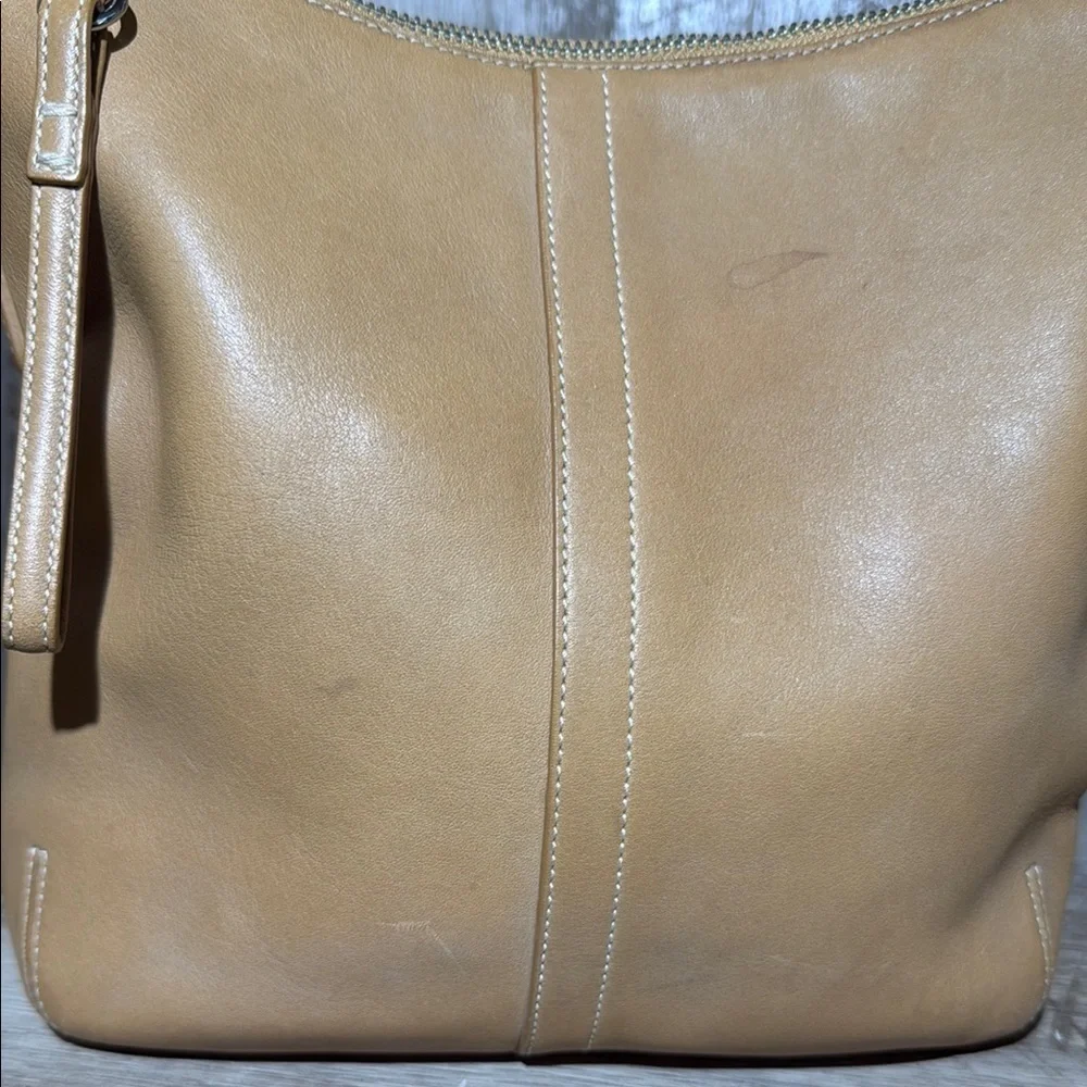 COACH Vintage Legacy Duffle Purse A04D-9326